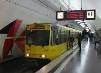 Foto: Stadtbahnwagen B80C als U 17 in Altenessen Bahnhof